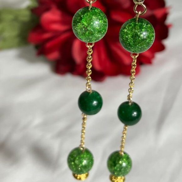 Handcrafted Beaded Semi-Precious Stone and Glass "Soul" Earrings in Emerald - Picture 6 of 8